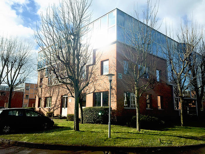 Firmengeschichte Franz Binder GmbH & Co. Elektrische Bauelemente KG